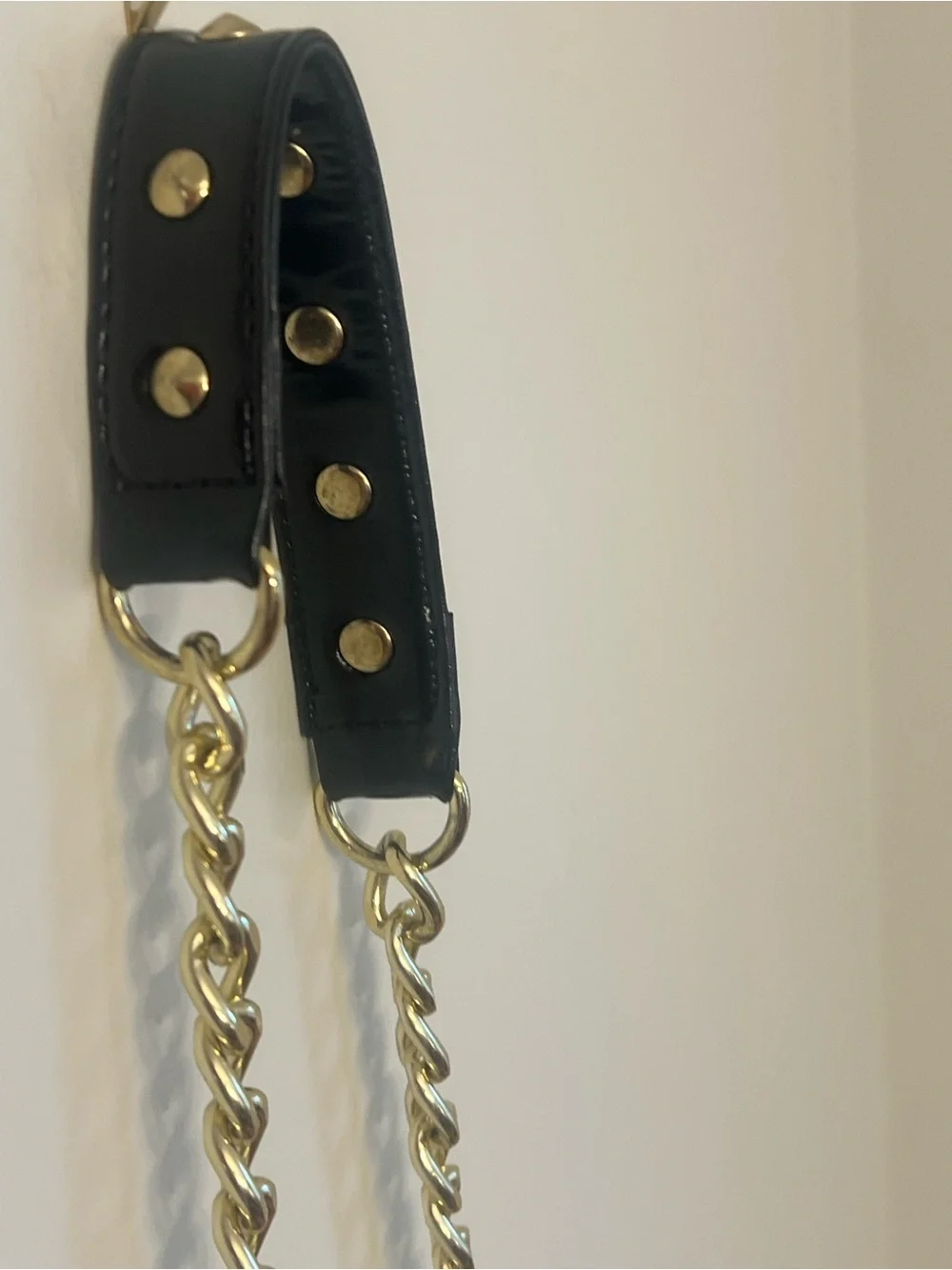 Vintage y2k Betsy Johnson heart -Shaped Patent Crossbody Bag with Gold Chain